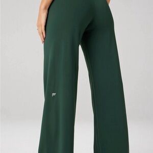 EUC - Fabletics PureLuxe Foldover Straight Leg Pant - XL Short